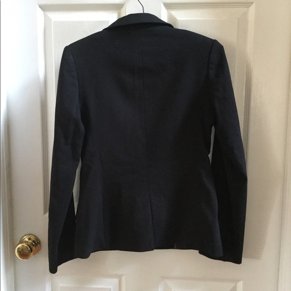 H&M Women’s Sports Jacket - Picture 2 of 6